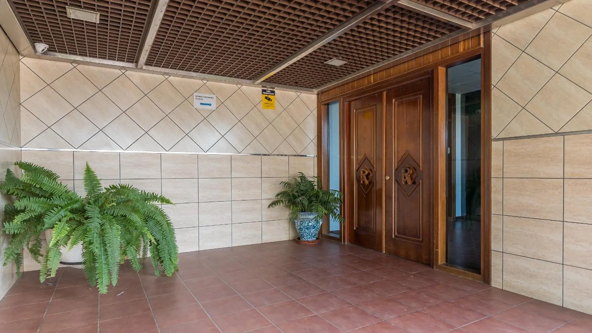 Suite Homes Hesperides 914 Malaga 0*,
